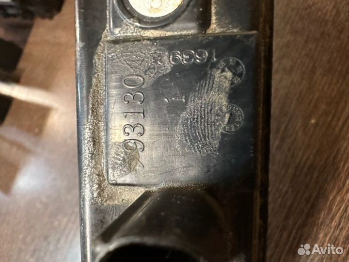 Кнопка открывания багажника Ford Focus 3 седан