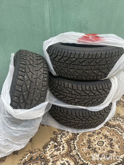 Kormoran SUV Stud 265/60 R18 114T
