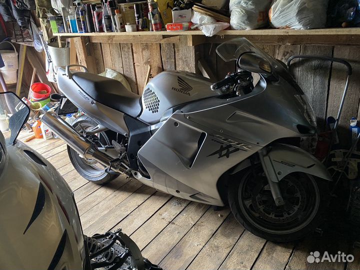 CBR 1100 XX Super Blackbird 2005 г.в