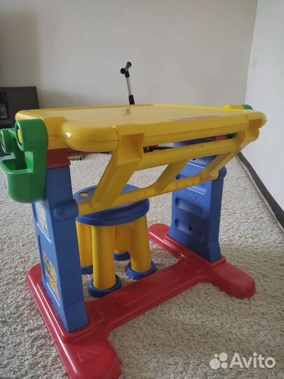 Школьная парта