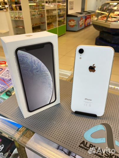iPhone Xr, 64 ГБ