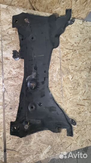 Подрамник Балка под моторная Suzuki SX4 45810-61M0