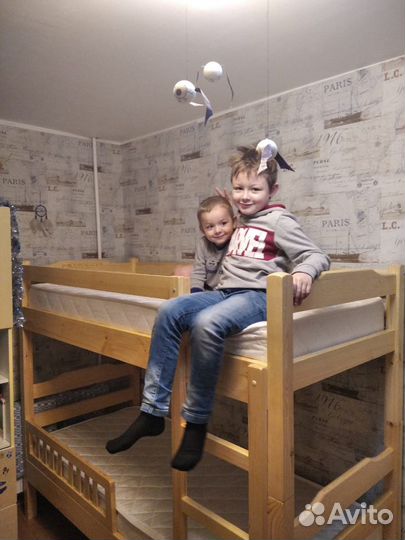 Двухъярусная кровать из массива сосны