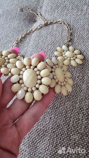 Колье ожерелье