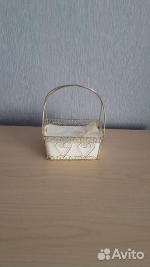 Корзина для подарков,коробочки,пакеты подарочные