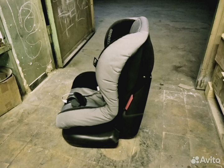 Автомобильное детское кресло Maxi-Cosi