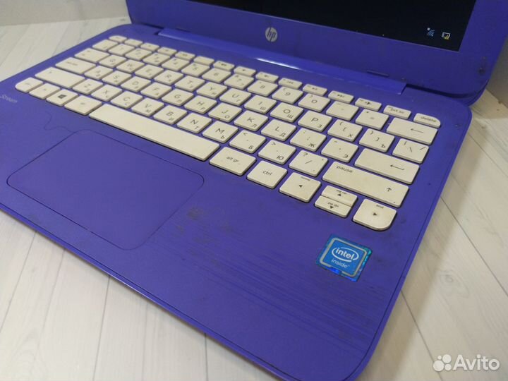 Компактный ноутбук HP