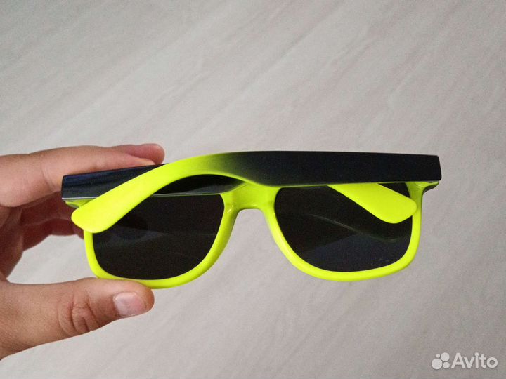 Солнцезащитные очки мужские