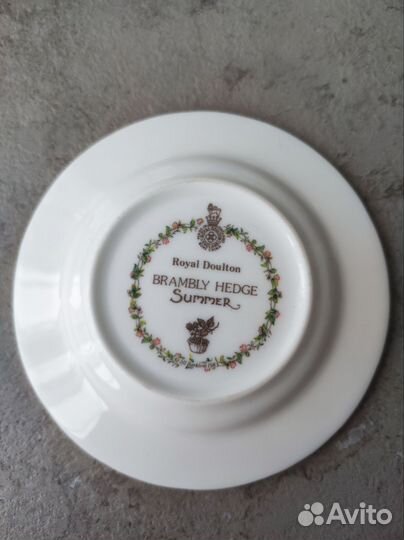 Тарелки ежевичная поляна