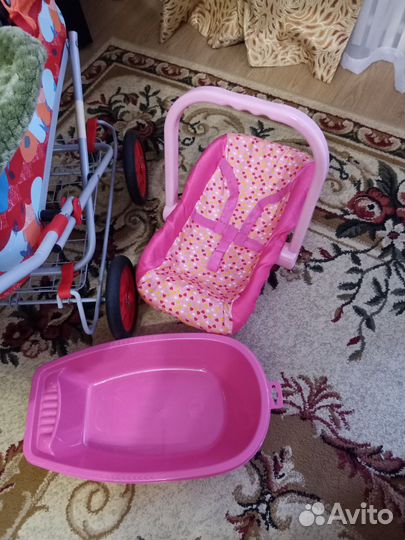 Коляска кукольная