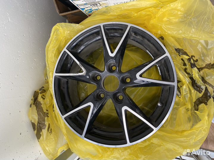 R15 Accelera XGrip N 205/65, PCD 5x108 DIA 54