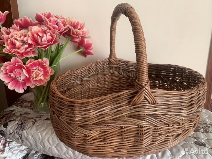 Корзина плетеная большая