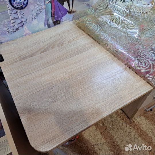 Письменный стол для школьника на двоих