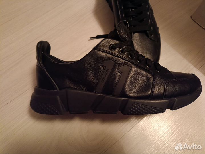 Кроссовки мужские