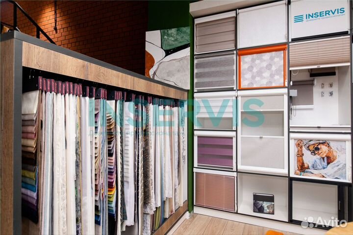 Жалюзи и рулонные шторы на окна