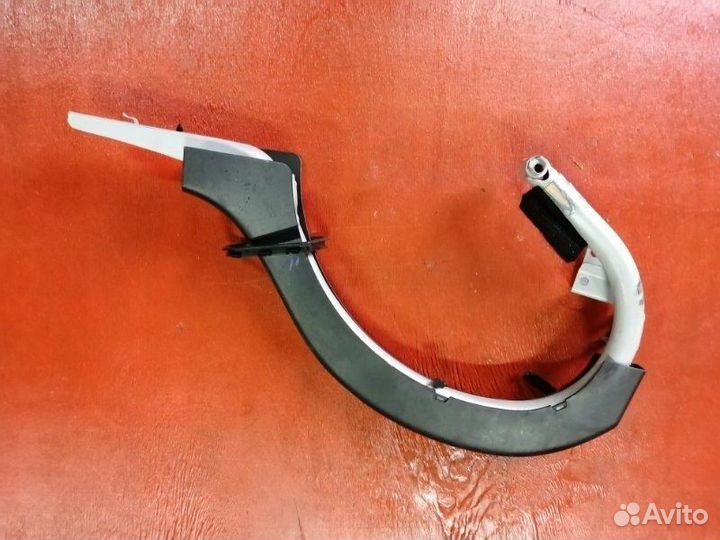 Петля крышки багажника левая Mercedes-Benz E-Class