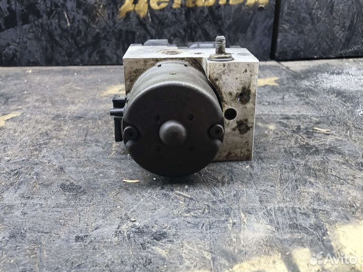 Блок абс Nissan primera p11