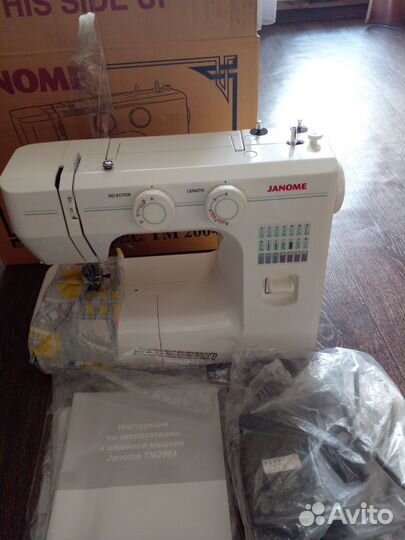 Швейная машина Janome бу