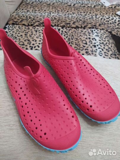 Обувь для плавания