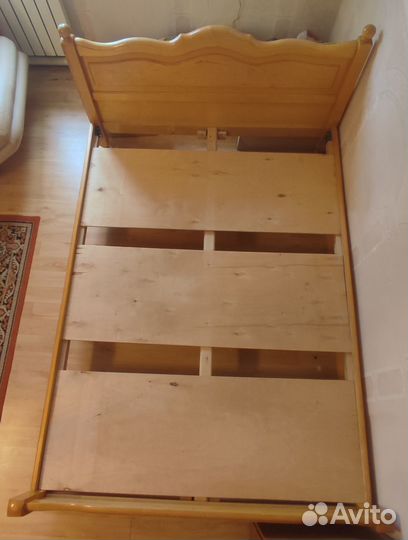 Кровать двухспальная бу 145*200