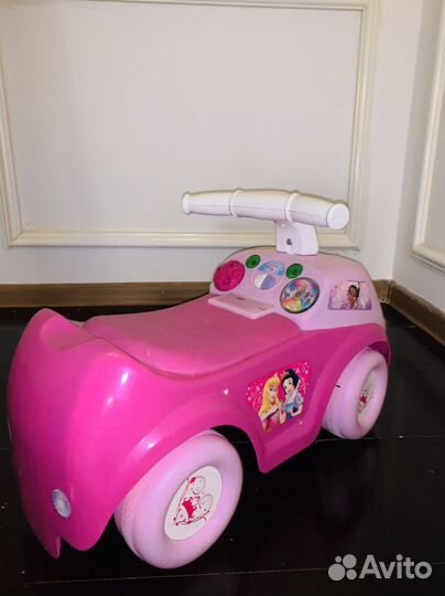 Машинка каталка.Машинка принцесса.Машина Дисней