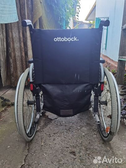 Инвалидная коляска