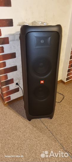 Колонка JBL