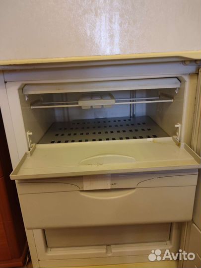 Холодильник бу atlant мхм161