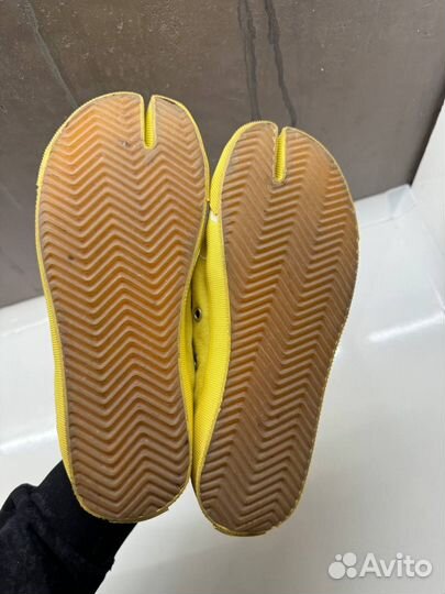 Кеды Maison Margiela Tabi Yellow Painted Оригинал