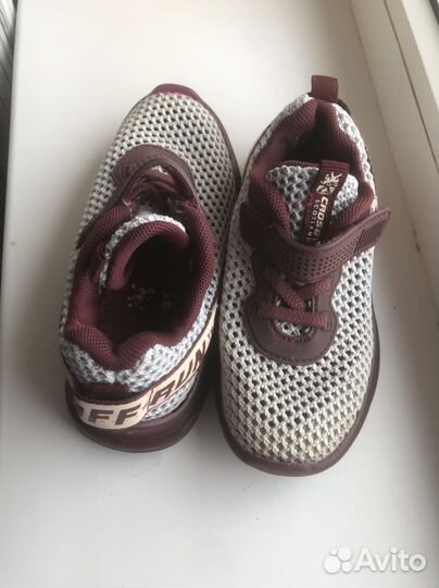 Кроссовки детские для девочек 26