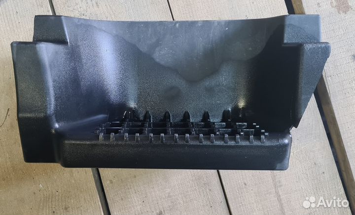 Подножка JAC N 120 нижняя