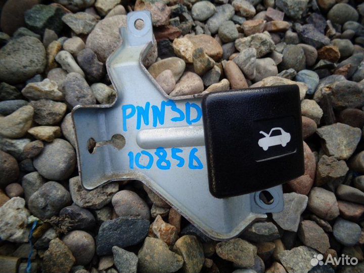 Ручка открывания капота Nissan R'nessa PNN30 KA24