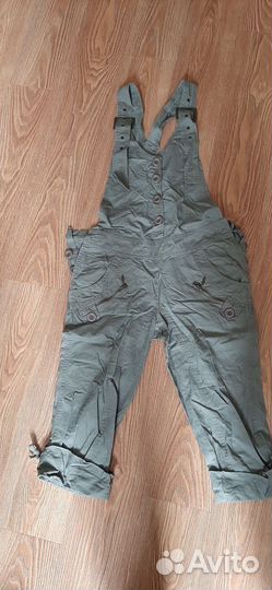 Женские вещи пакетом (брюки, костюмы)