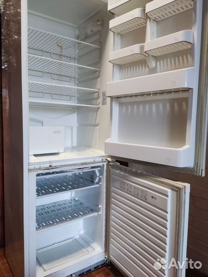 Холодильник stinol