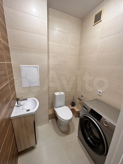 2-к. квартира, 60 м², 4/10 эт.