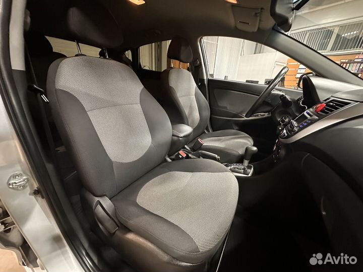 Hyundai Solaris 1.6 AT, 2013, 96 000 км