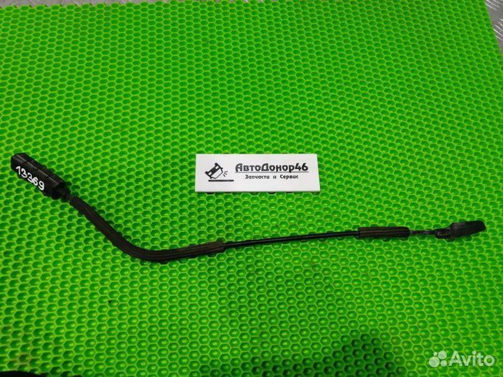 Трос капота Volkswagen Polo Sedan