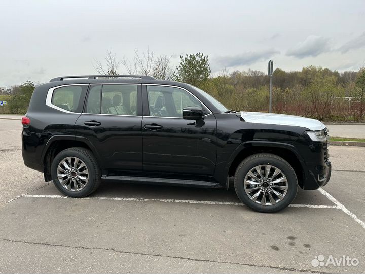 Toyota Land Cruiser 3.3 AT, 2024, 30 км