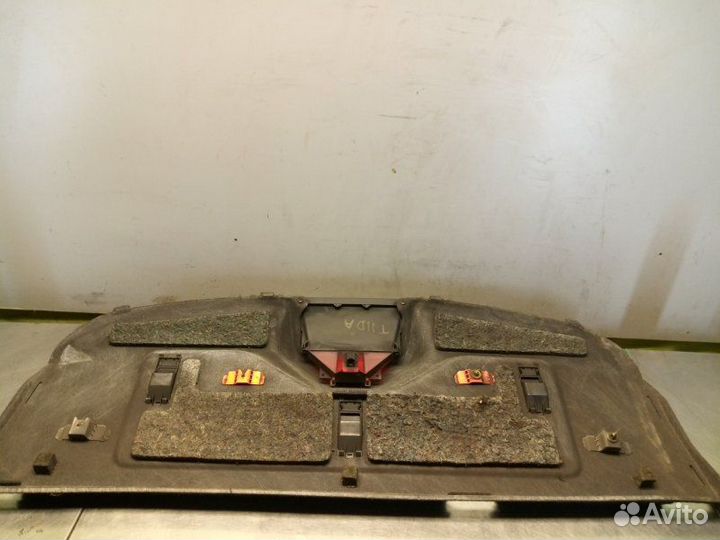 Полка багажника Nissan Tiida SC11X HR16DE 2013