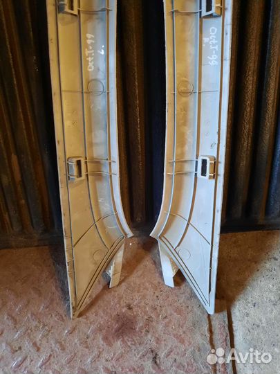 Обшивка передних стоек Skoda Octavia Tour