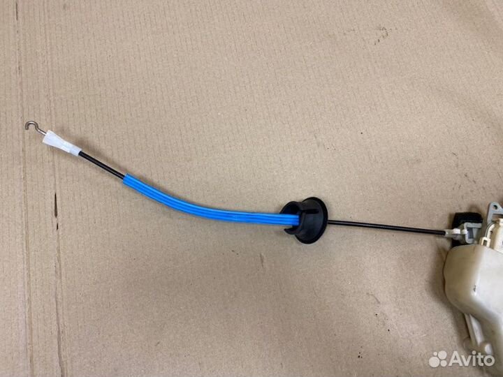 Замок двери передний правый Audi A4 Allroad B8 CDN