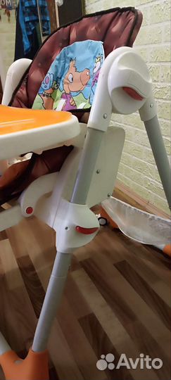 Стульчик для кормления babyton