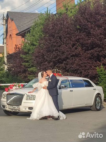 Прокат, заказ, аренда лимузина