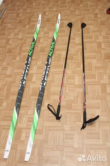 Лыжи беговые 200 см и палки 140 см