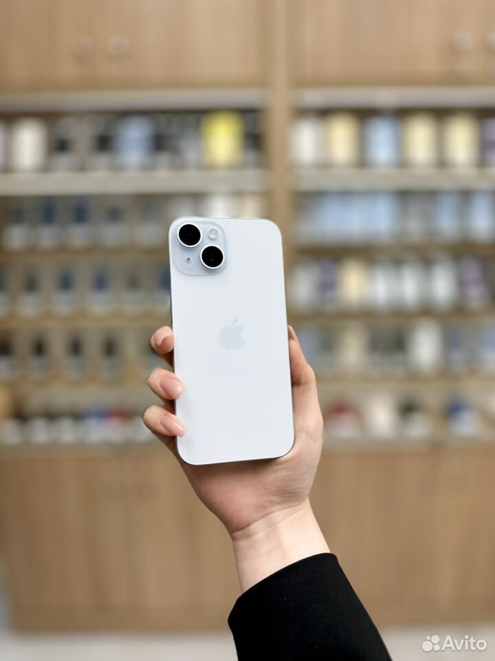 iPhone 15, 128 ГБ