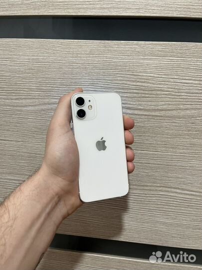 iPhone 12 mini, 64 ГБ