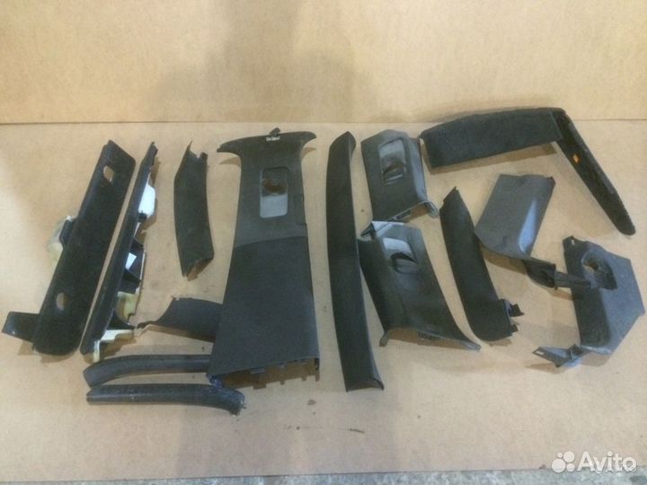 Обшивки и накладки Volkswagen Touareg