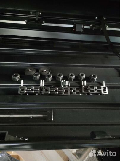 Автобокс на крышу 580 литров