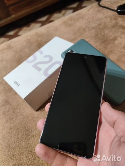 Samsung Galaxy S20 FE, 6/128 ГБ