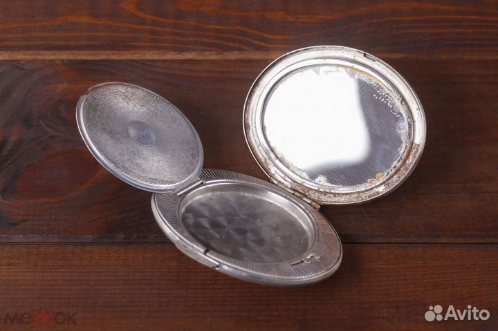 Шкатулка Пудренница с Зеркалом латунь жесть СССР